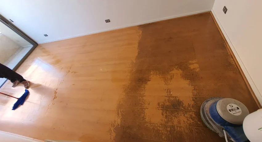 Decapado o Limpieza Profunda de Pisos